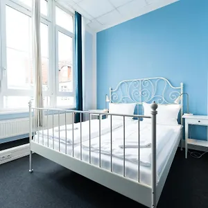 https://industriepalast-hostel-hotel-berlin.find-berlin-hotels.com
